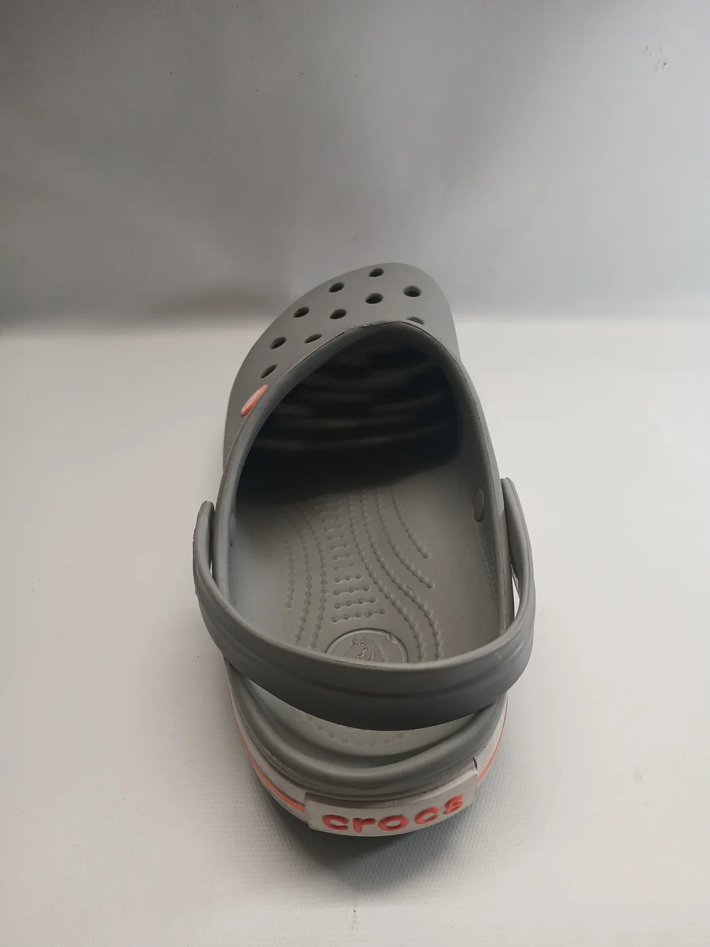 CROCS Unisex Grey Clog with Orange Stripe - Picture 5 of 13